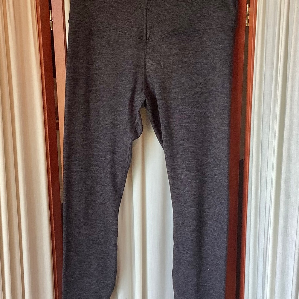 Fabletics Knit Leggings Women’s Large Heathered Black Waistband Pouch
